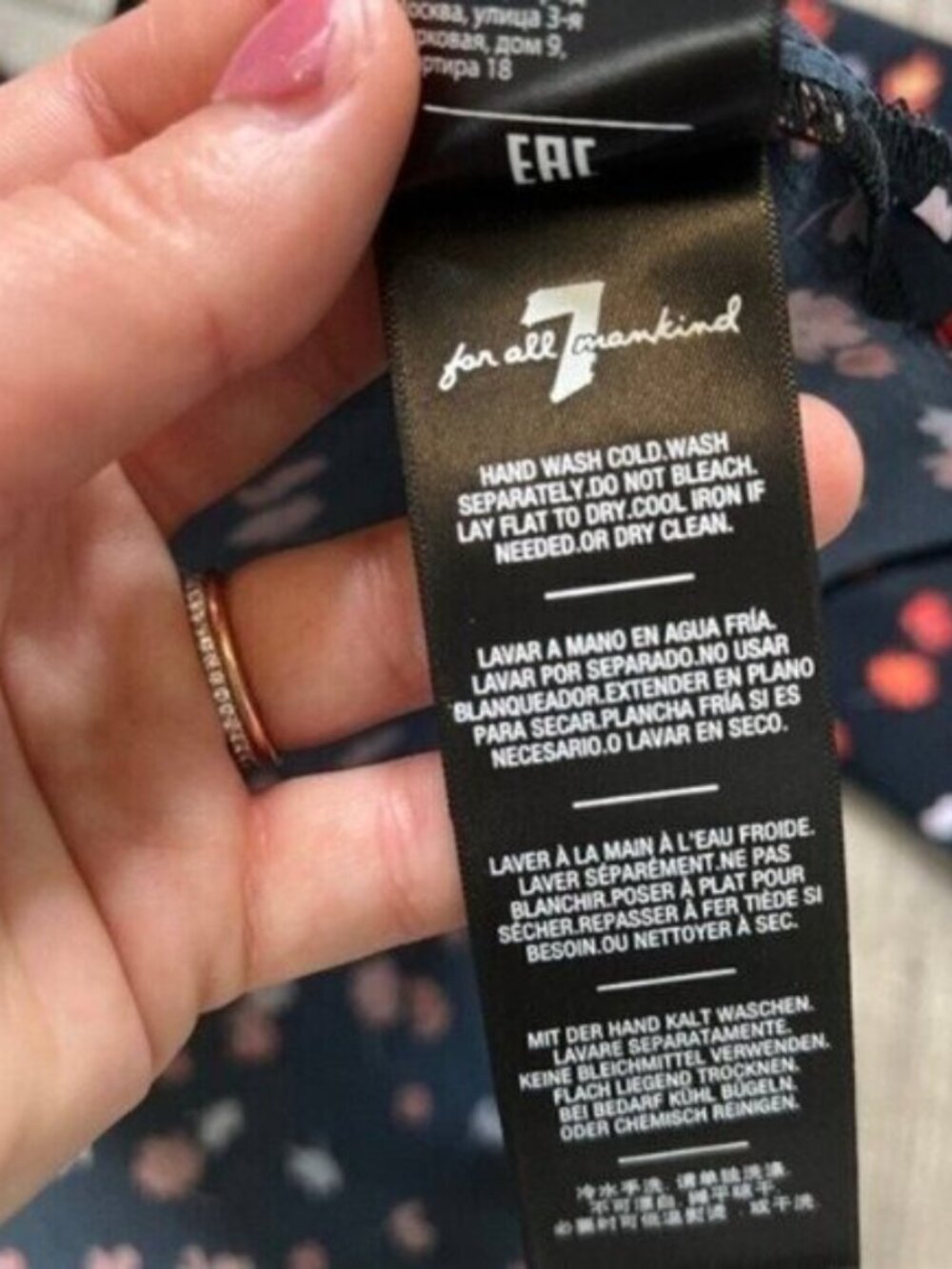 7 For All Mankind NWT Navy & Red Floral Print Off The Shoulder Blouse Size XS - Picture 8 of 11